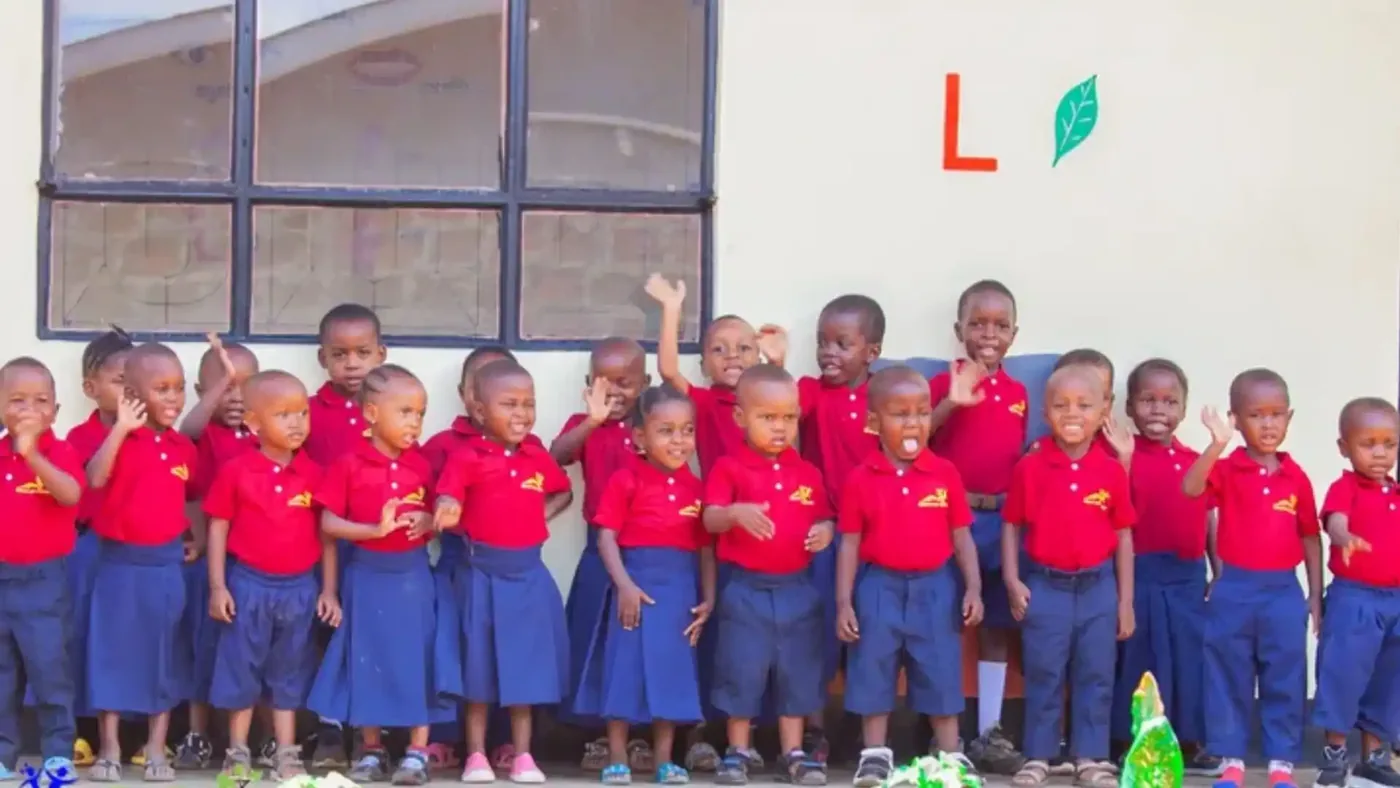 Beyond the Gym: New Year Resolutions That Transform Communities
